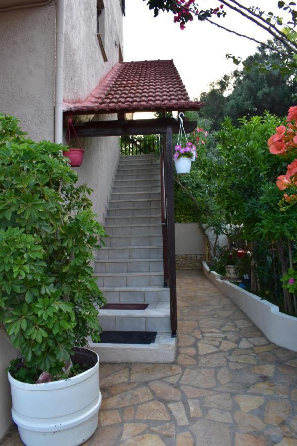 Апартаменти Gardenos Mamas Reas Віталадес Екстер'єр фото